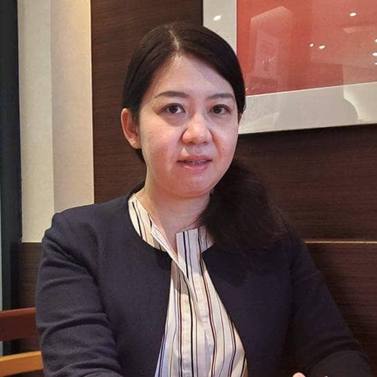 景井美帆氏